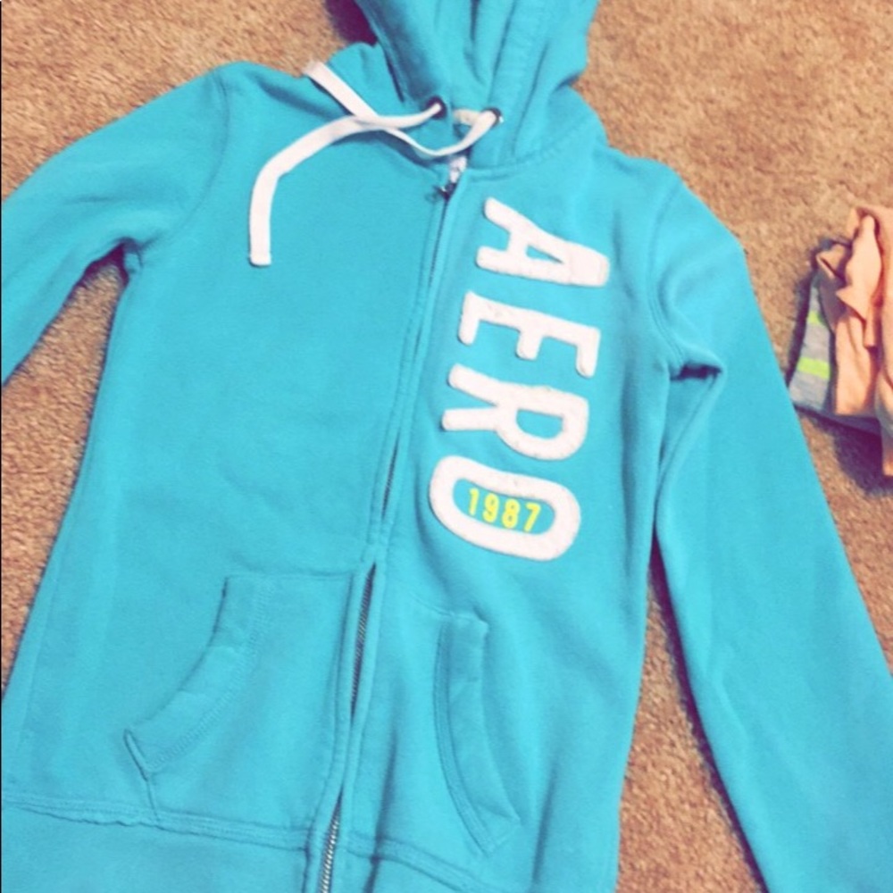 Aero sweater